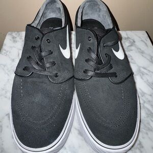 Nike Men's SB - Stefan Janoski Special Edition Sneakers
